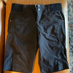 Title Nine Camber shorts